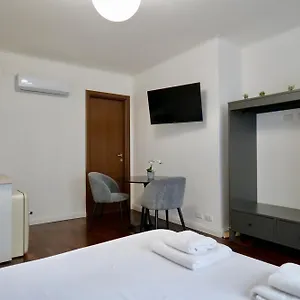 Palatino 28 , Roma Italia